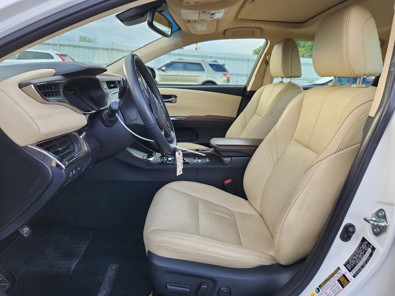 2017 TOYOTA Avalon