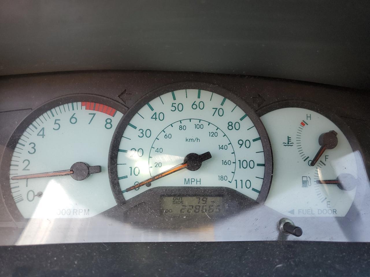 2004 TOYOTA COROLLA