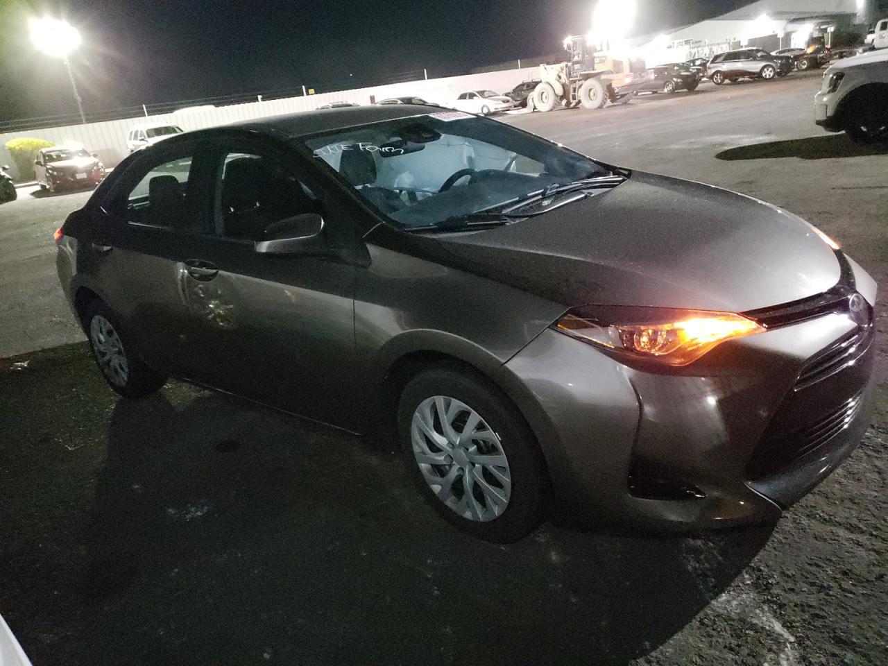 2018 TOYOTA COROLLA
