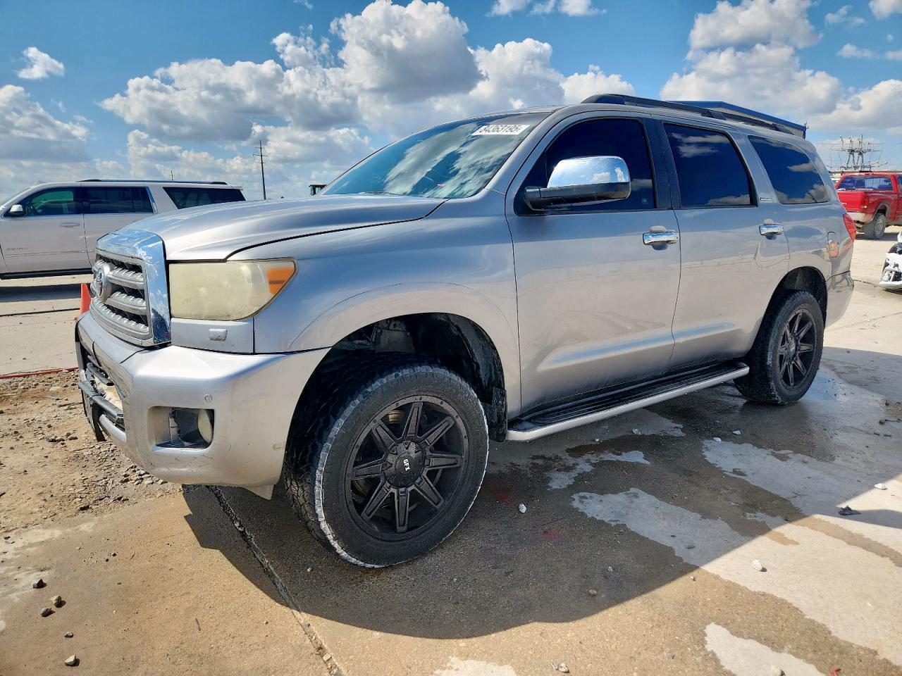 2010 TOYOTA Sequoia