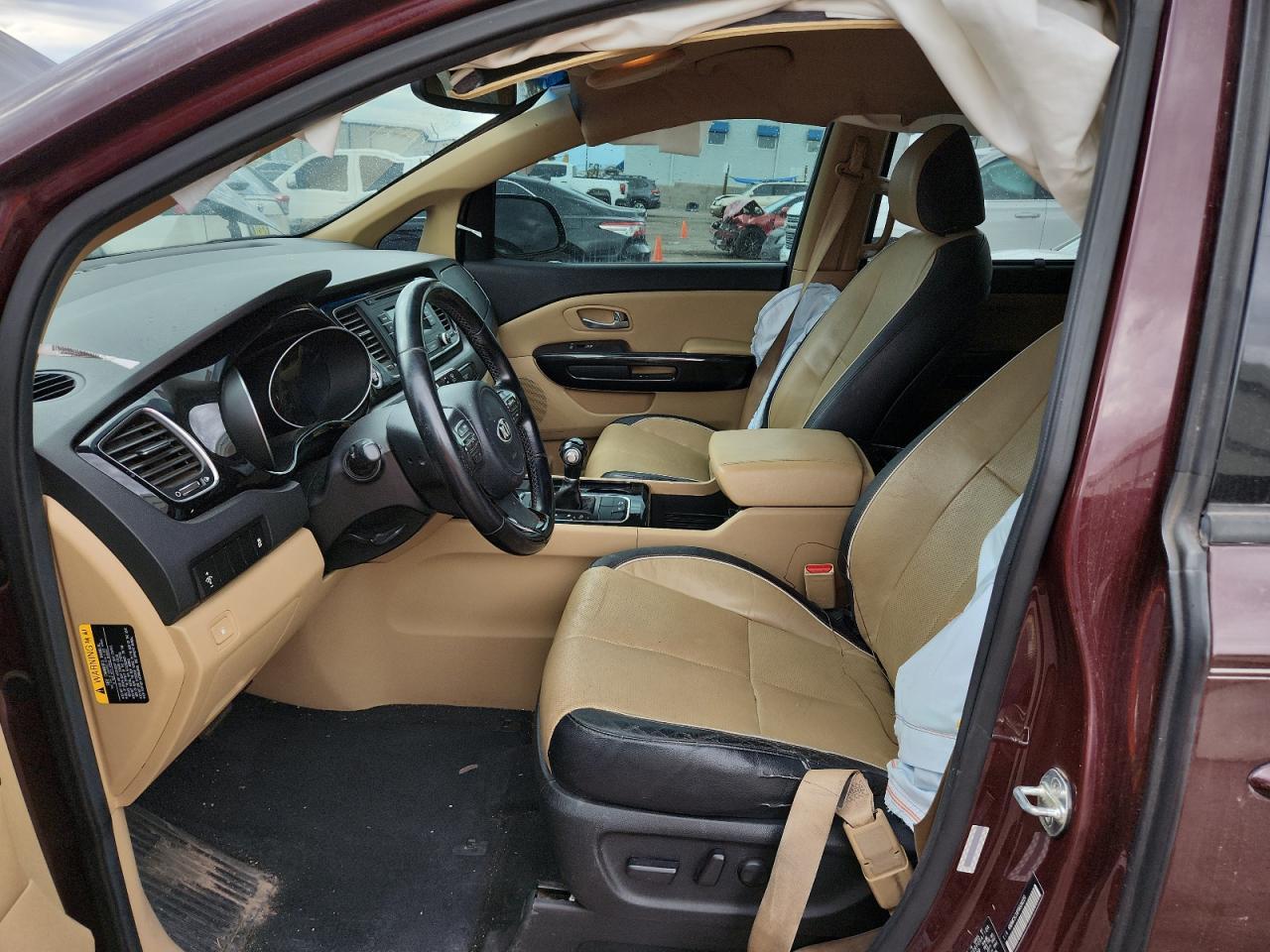 2015 KIA SEDONA