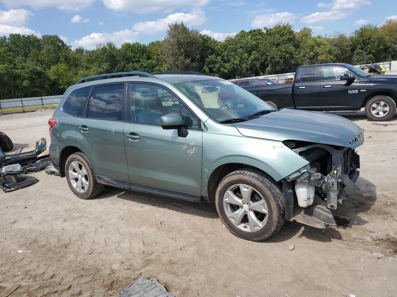 2015 SUBARU FORESTER