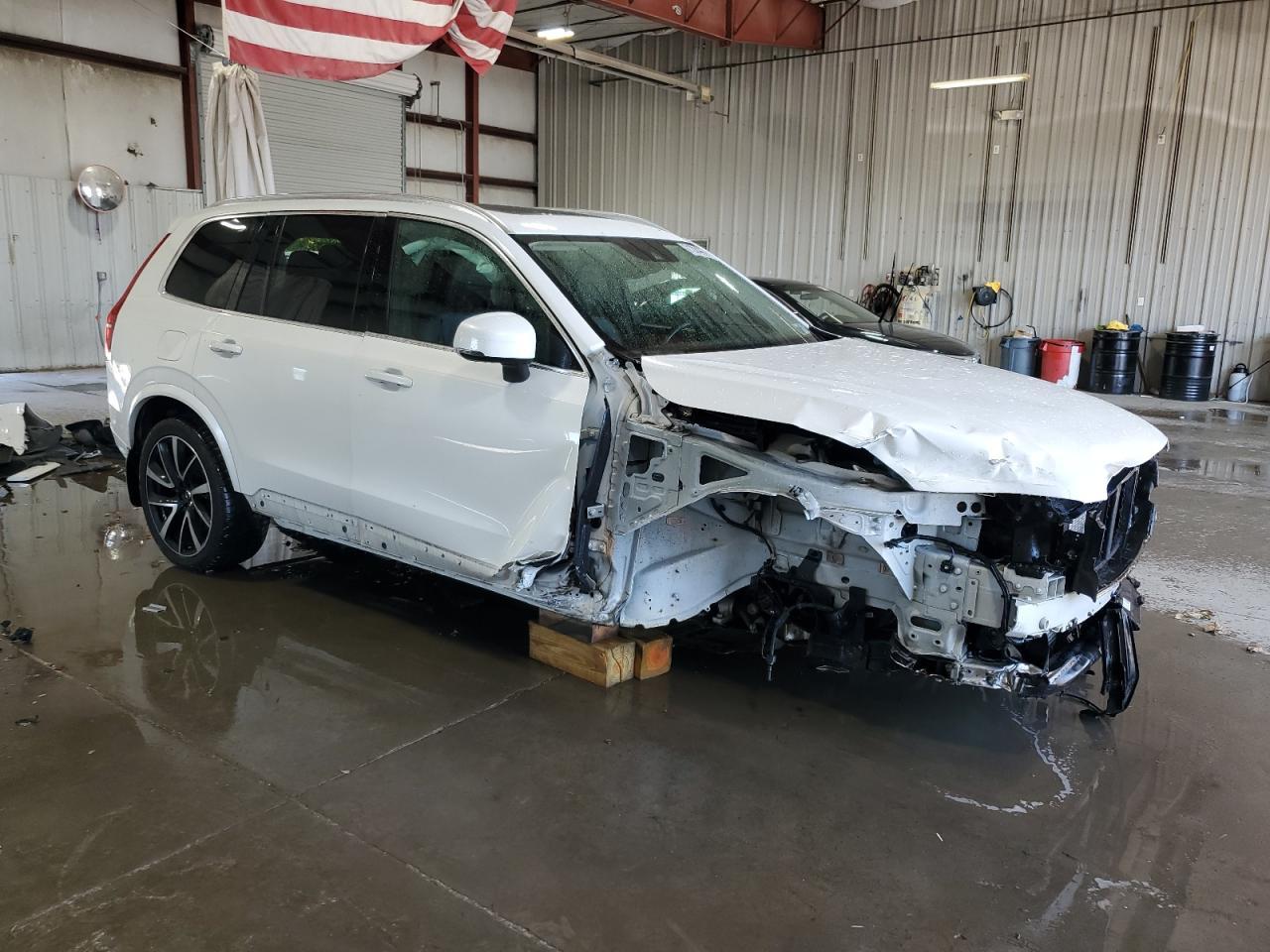 2020 VOLVO XC90