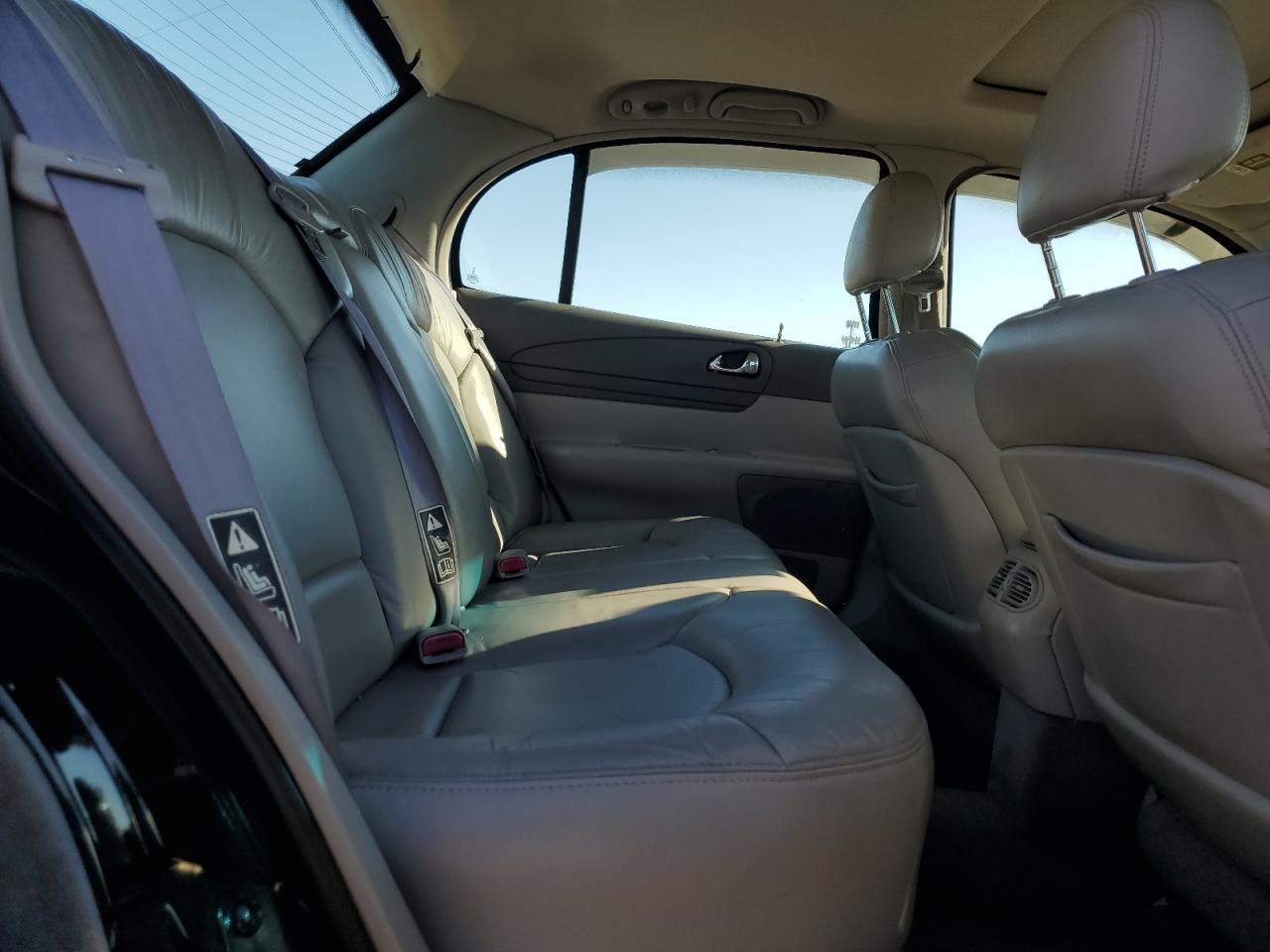 2002 LINCOLN Continental