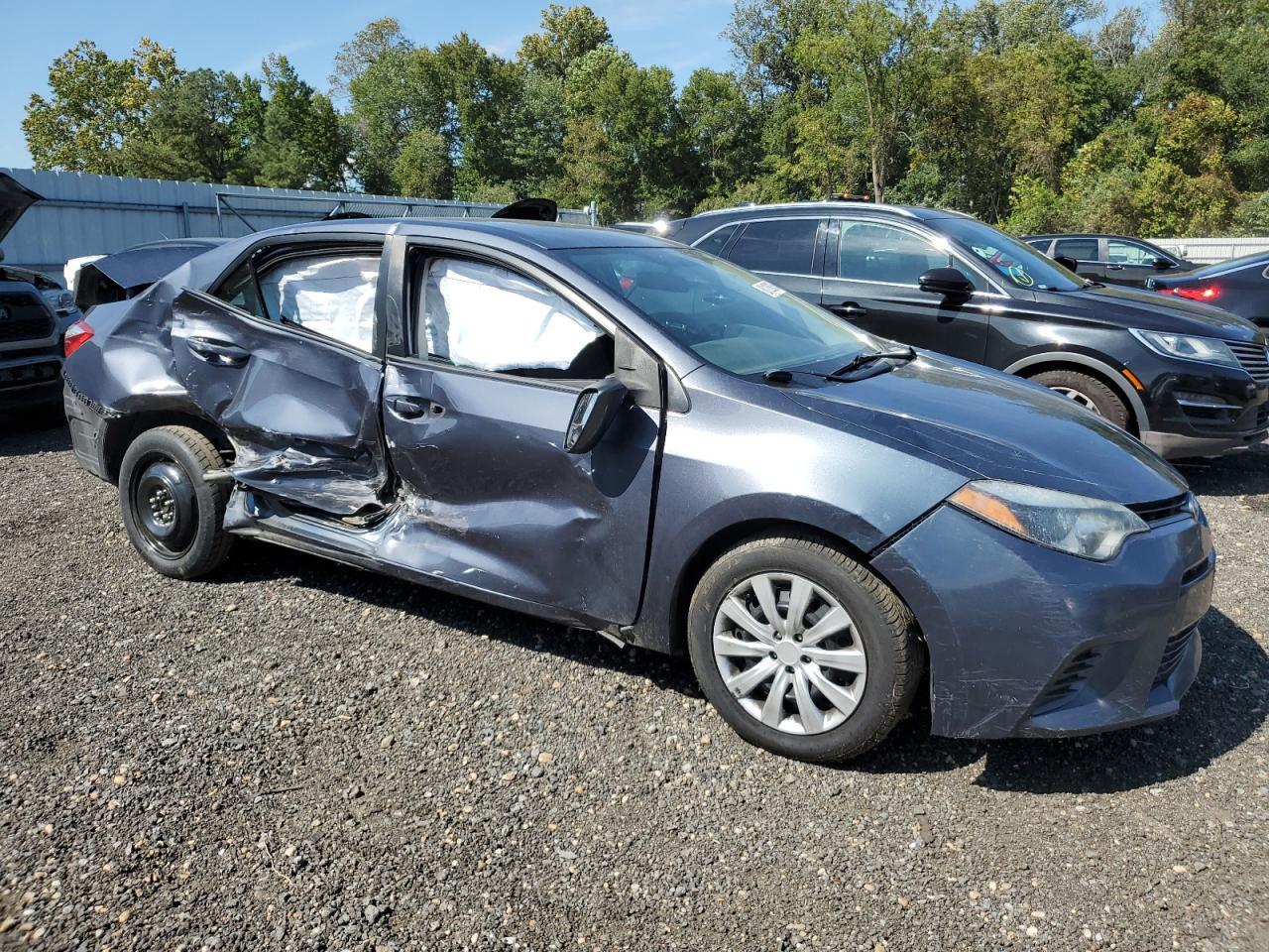 2015 TOYOTA COROLLA