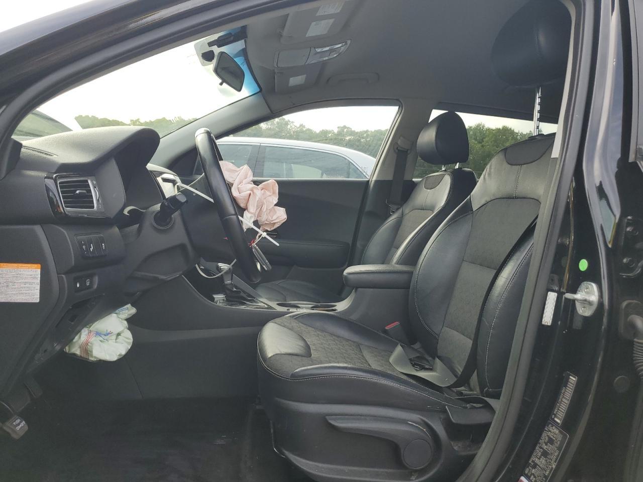 2017 KIA Niro