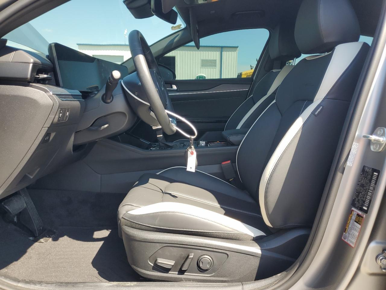 2025 KIA K5