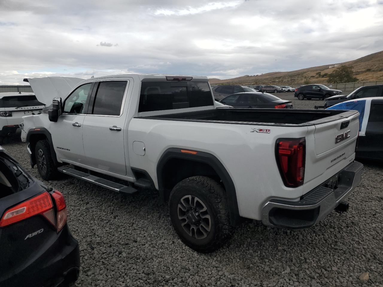 2023 GMC Sierra