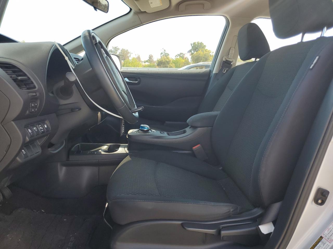 2014 NISSAN LEAF