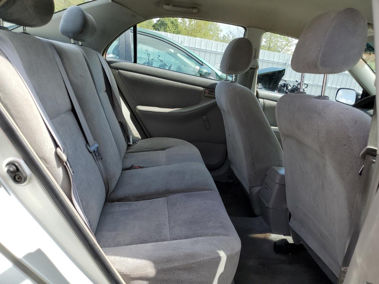 2004 TOYOTA COROLLA
