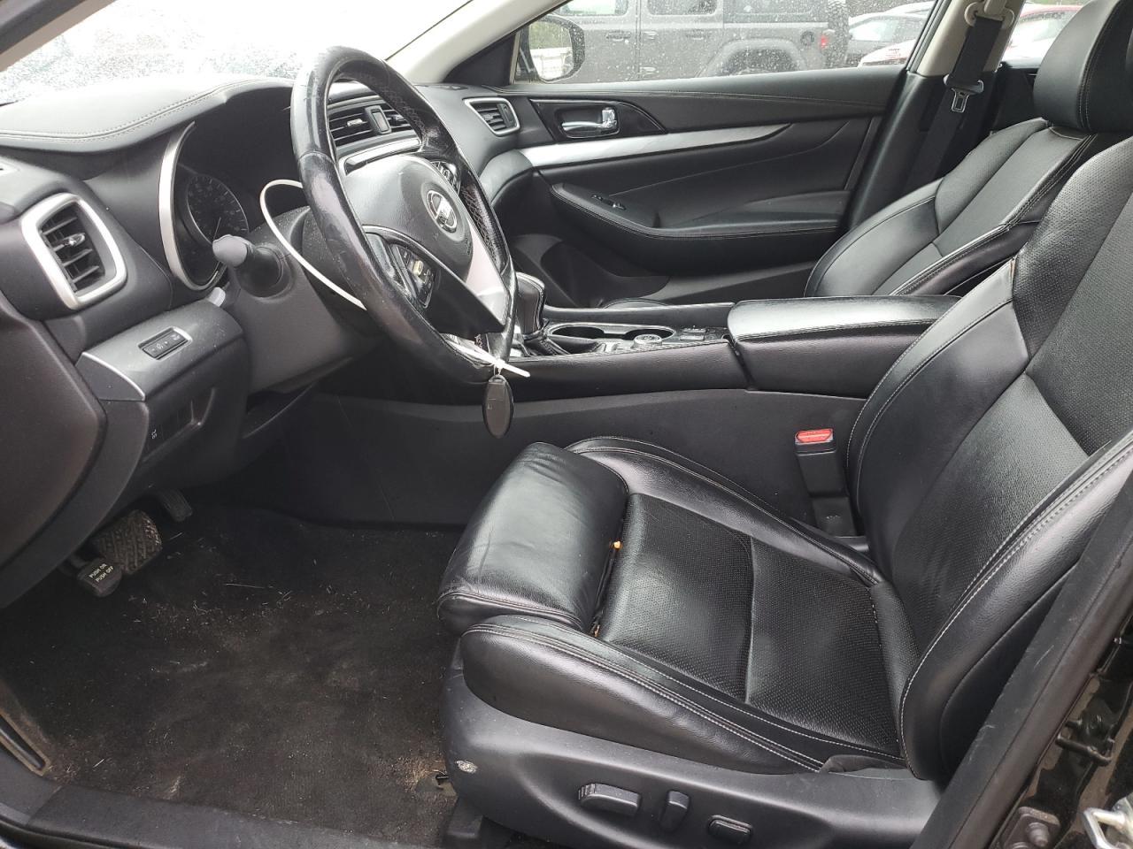 2016 NISSAN Maxima