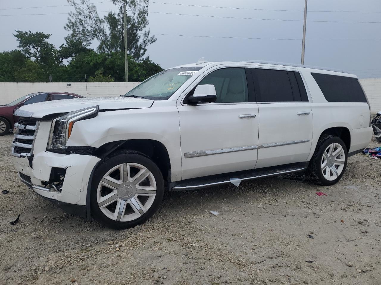 2016 CADILLAC ESCALADE