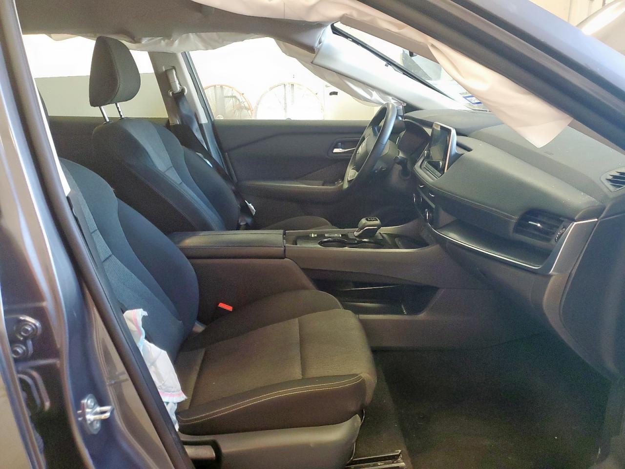 2025 NISSAN ROGUE