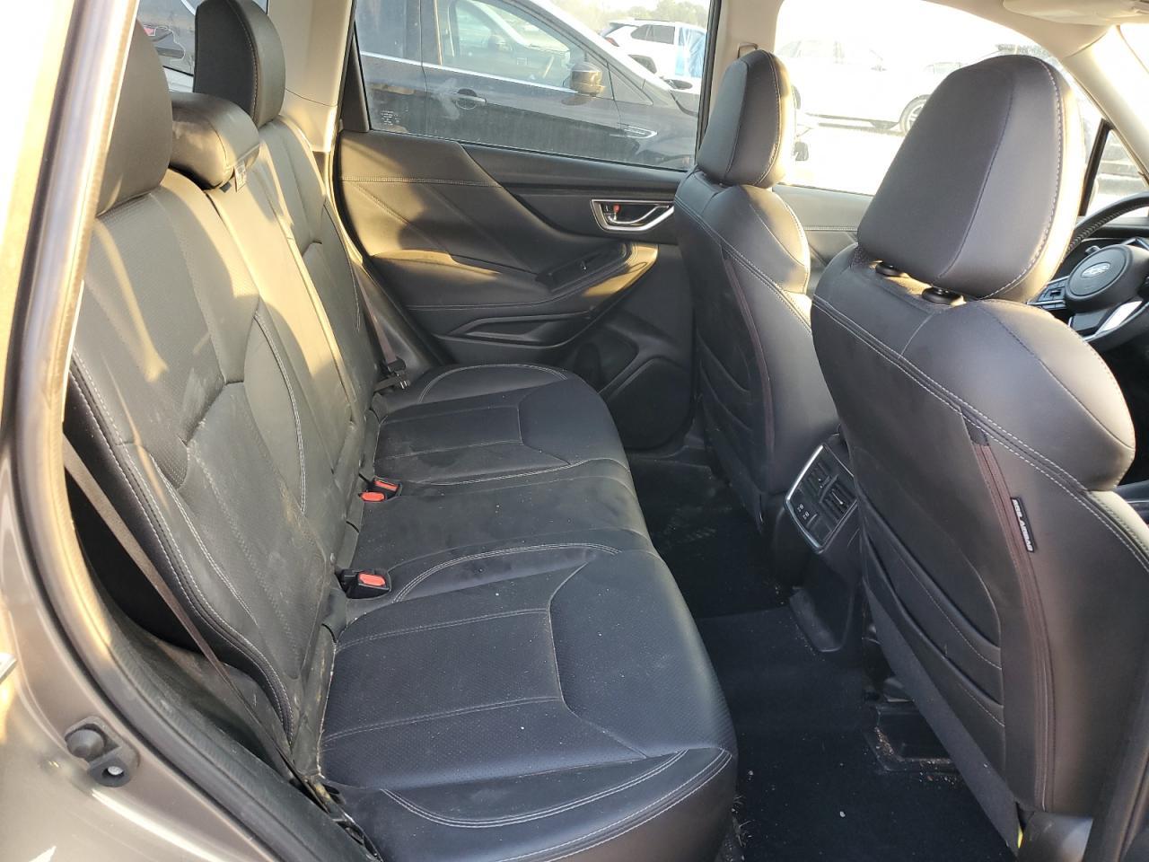 2020 SUBARU FORESTER