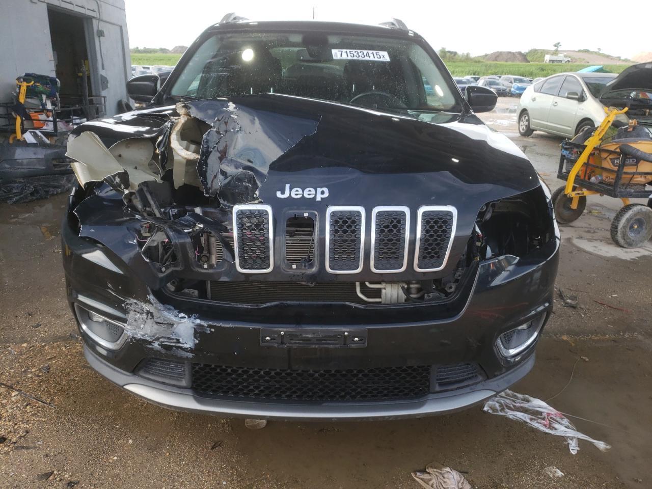2019 JEEP CHEROKEE