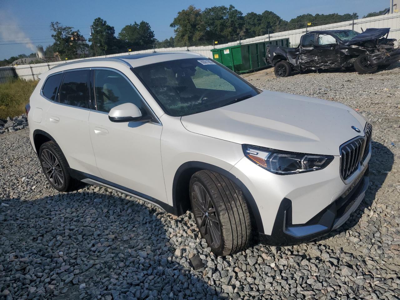 2025 BMW X1