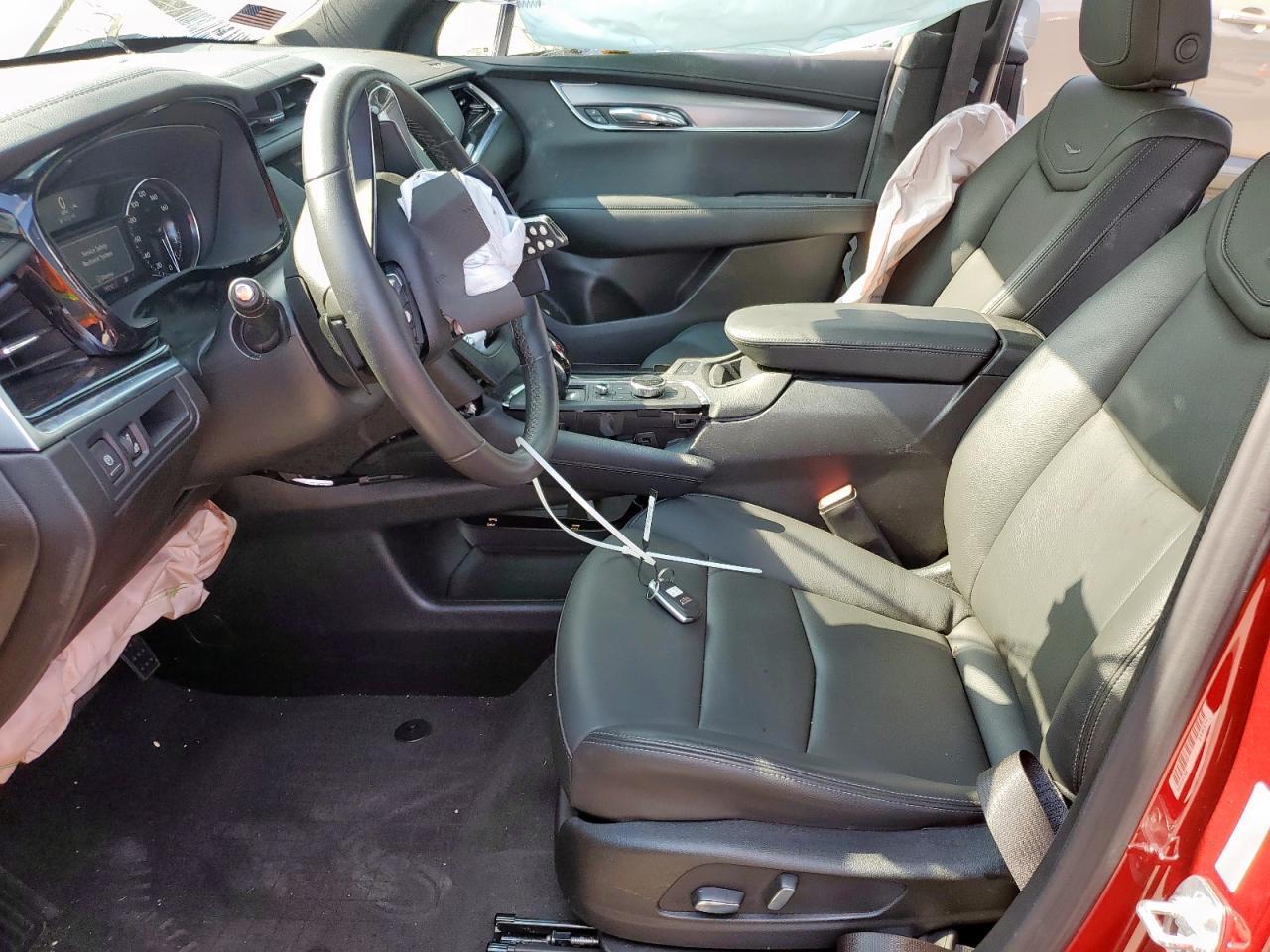 2025 CADILLAC XT6