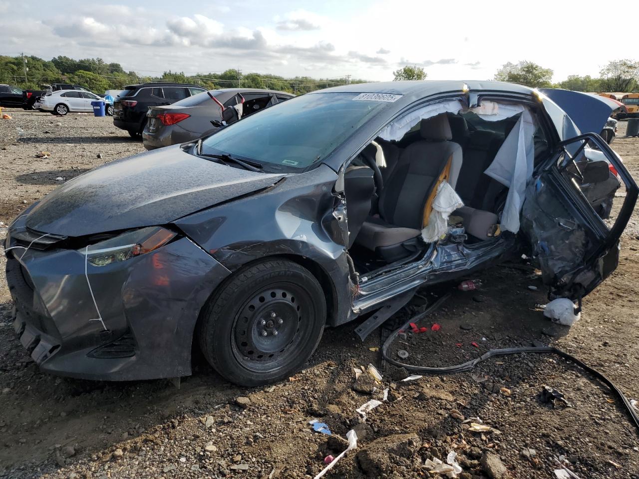 2018 TOYOTA COROLLA