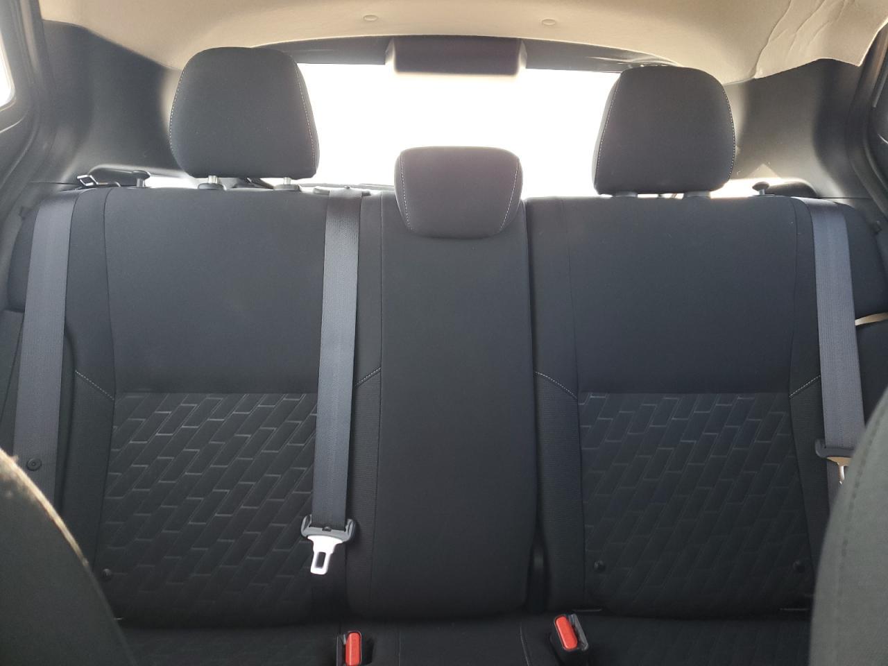 2023 NISSAN KICKS
