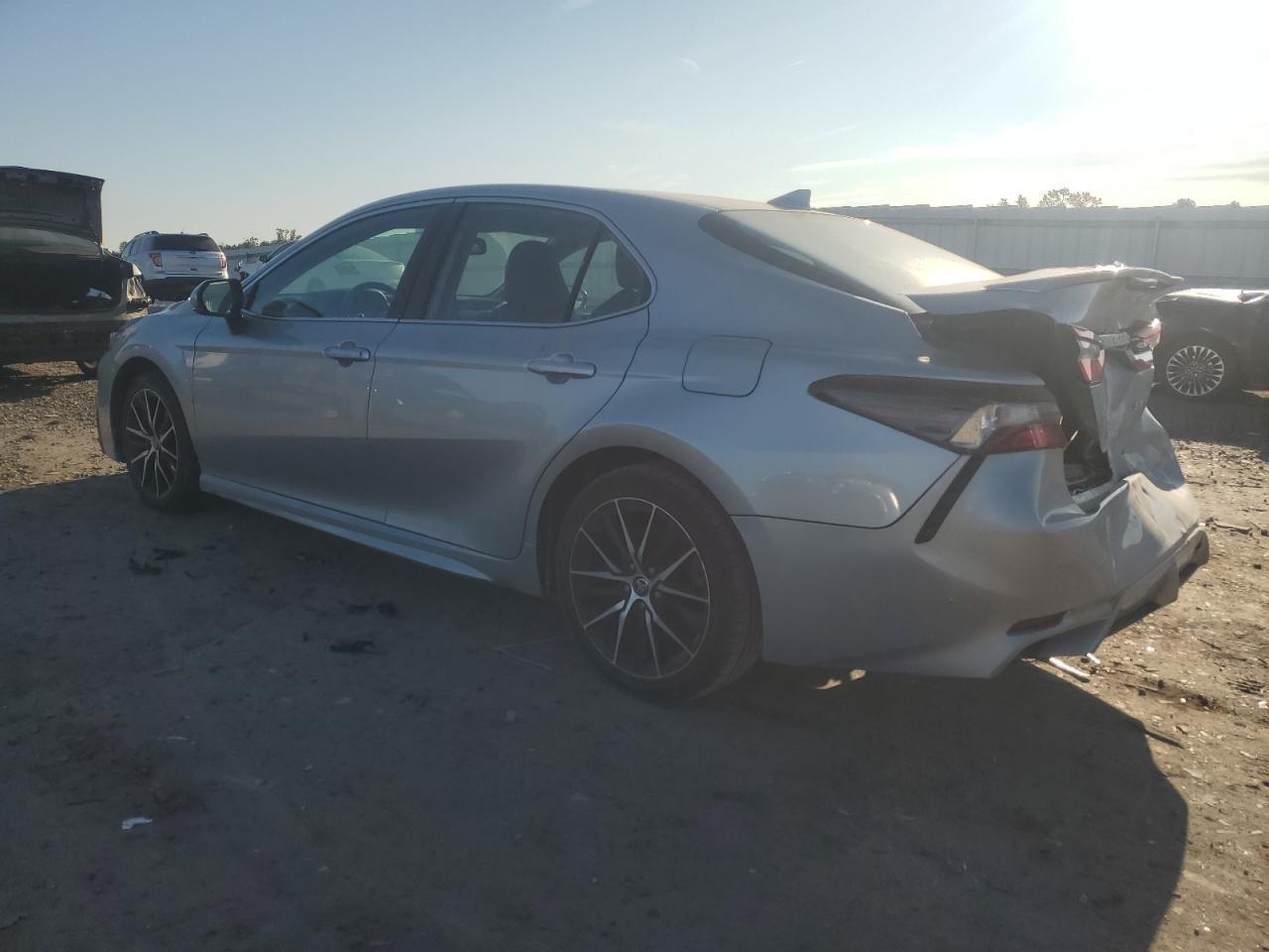 2022 TOYOTA CAMRY