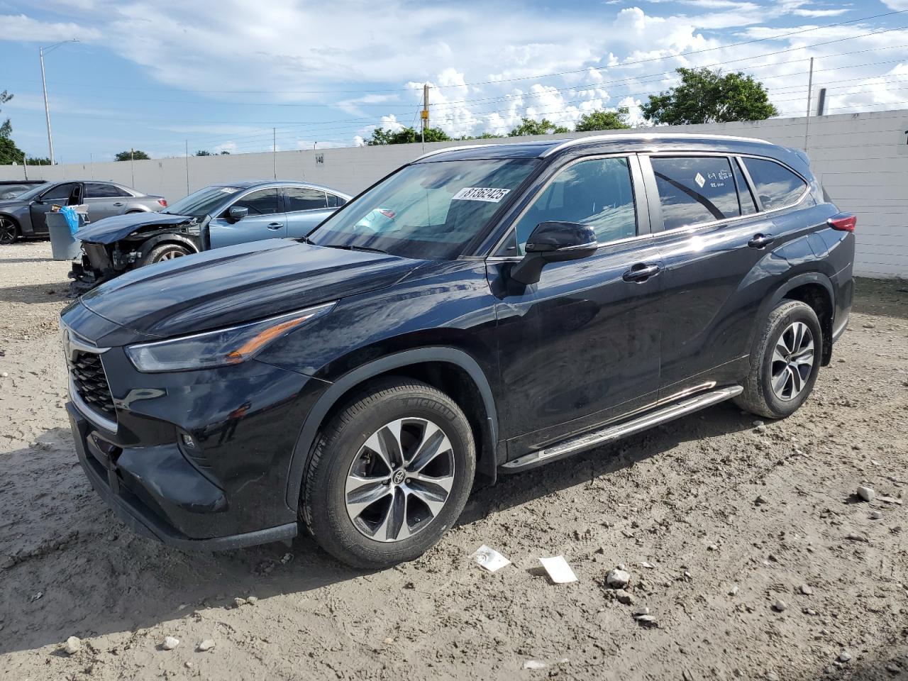 2023 TOYOTA HIGHLANDER