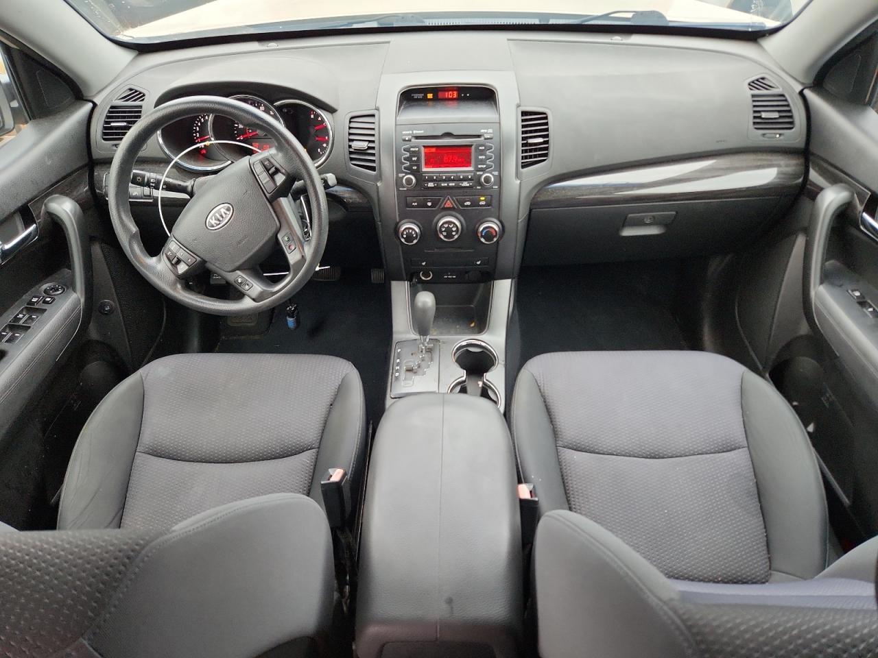 2011 KIA SORENTO