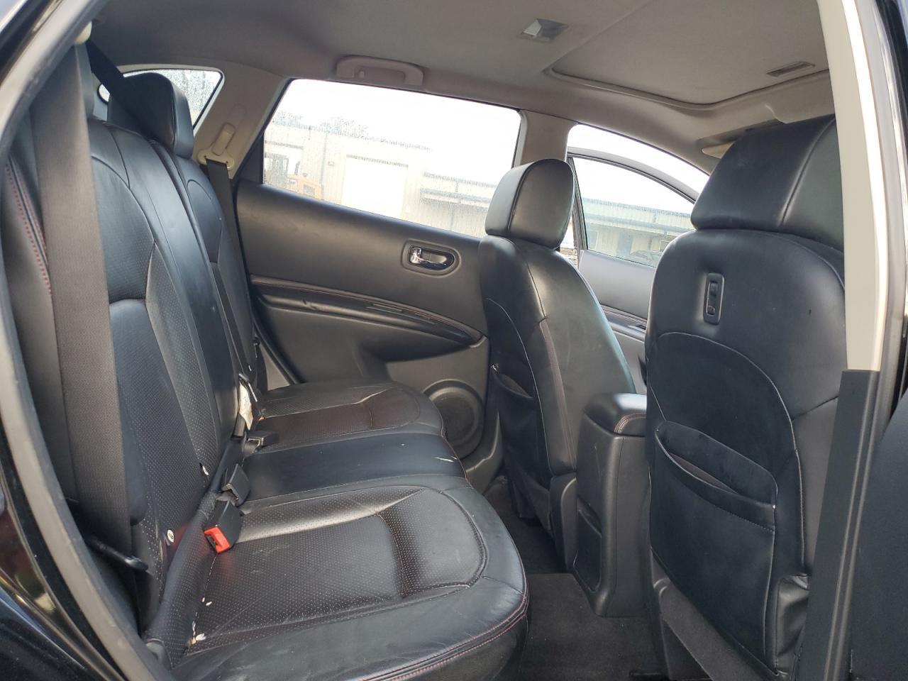 2013 NISSAN Rogue Sport