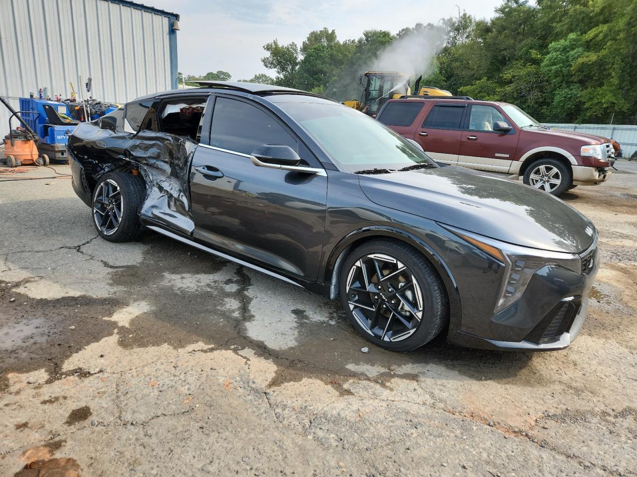 2025 KIA K4