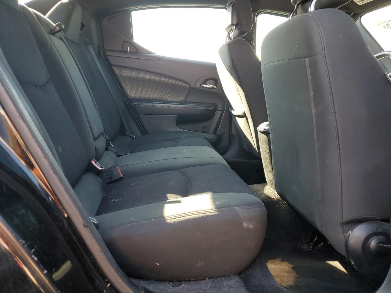 2014 DODGE Avenger