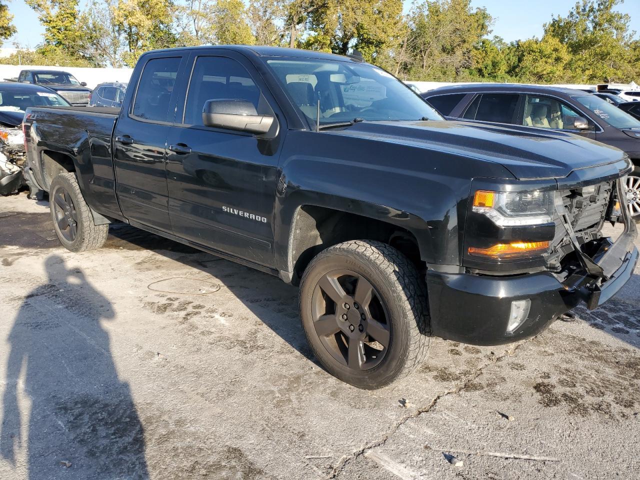 2018 CHEVROLET Silverado