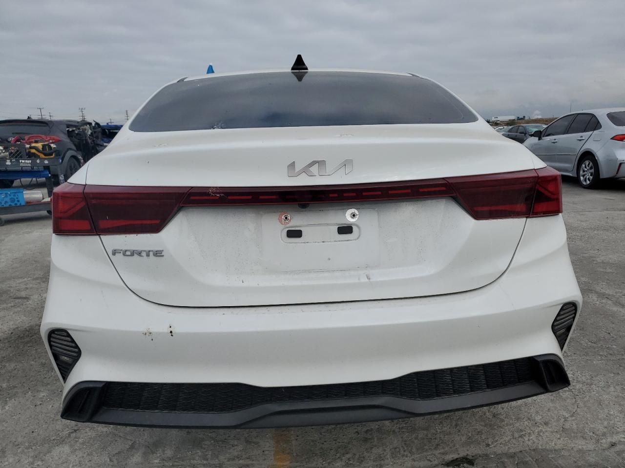 2023 KIA FORTE