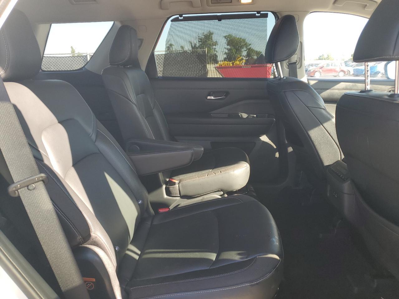 2022 NISSAN PATHFINDER