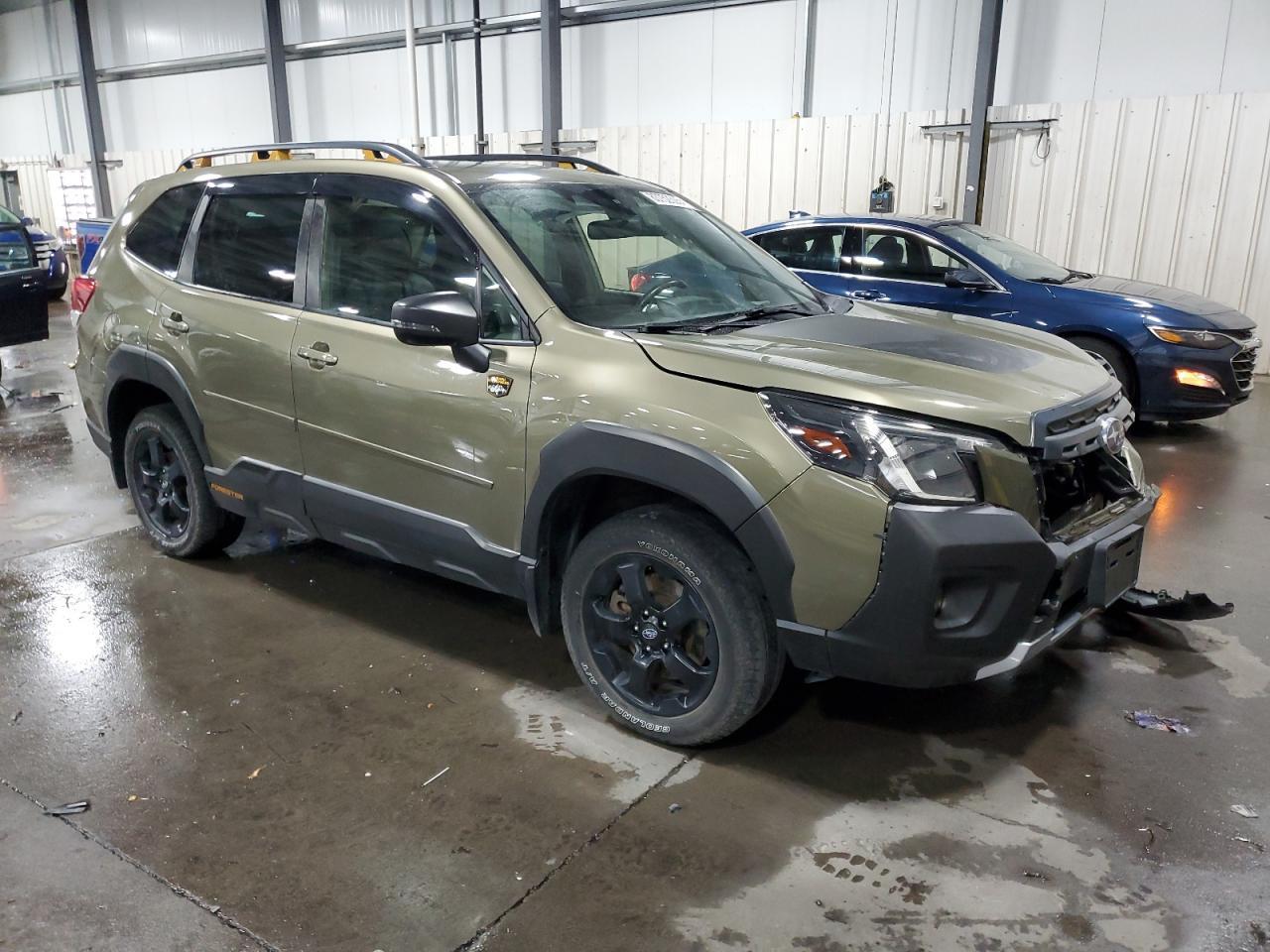 2022 SUBARU FORESTER