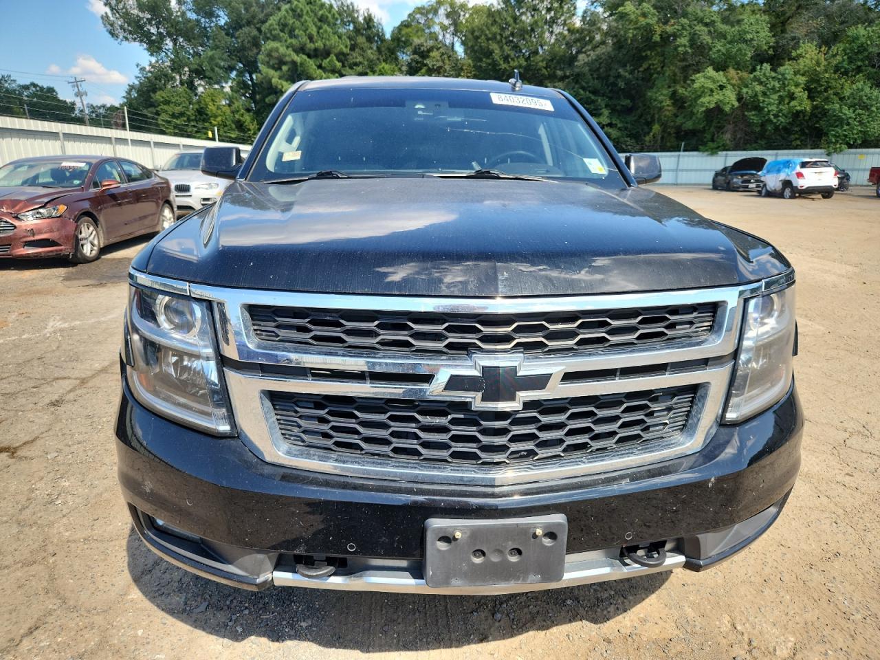2017 CHEVROLET Suburban