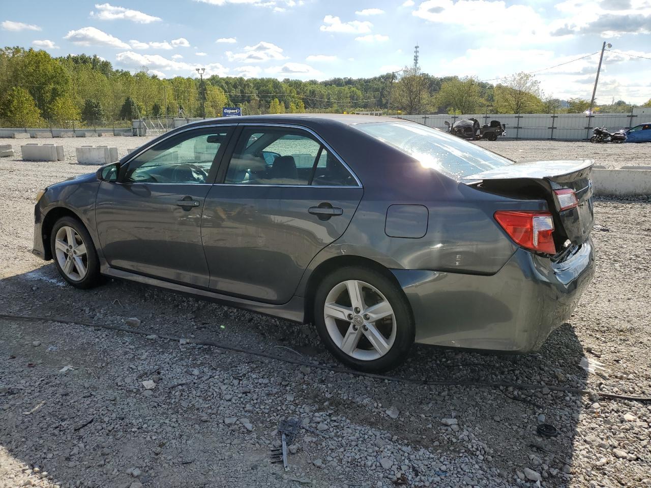 2012 TOYOTA CAMRY