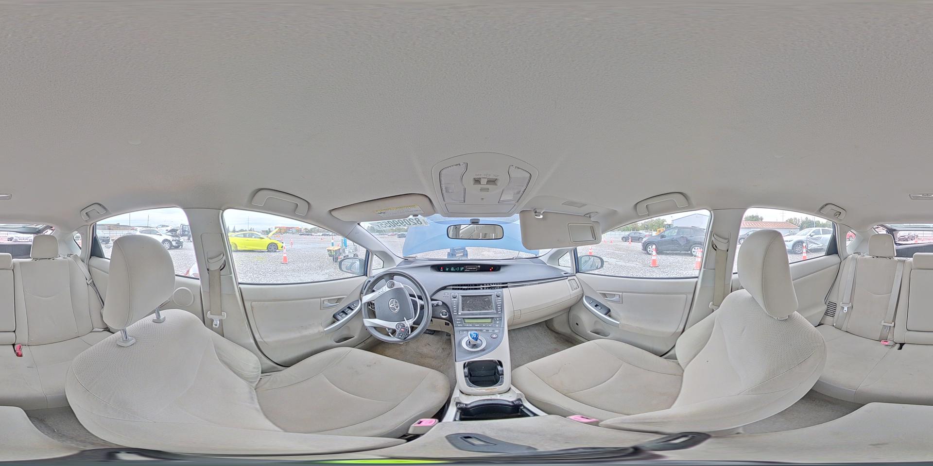 2011 TOYOTA PRIUS