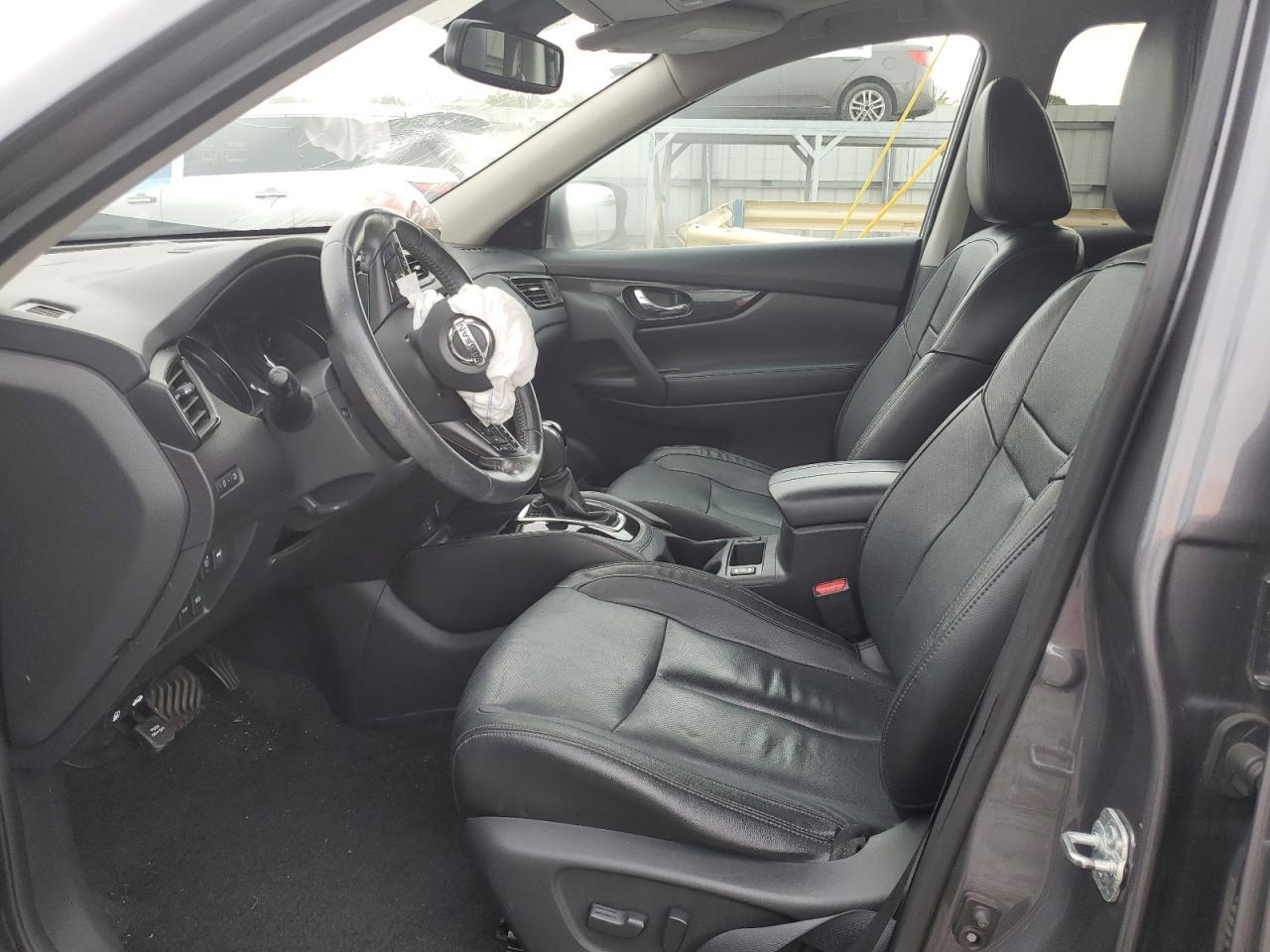 2017 NISSAN ROGUE