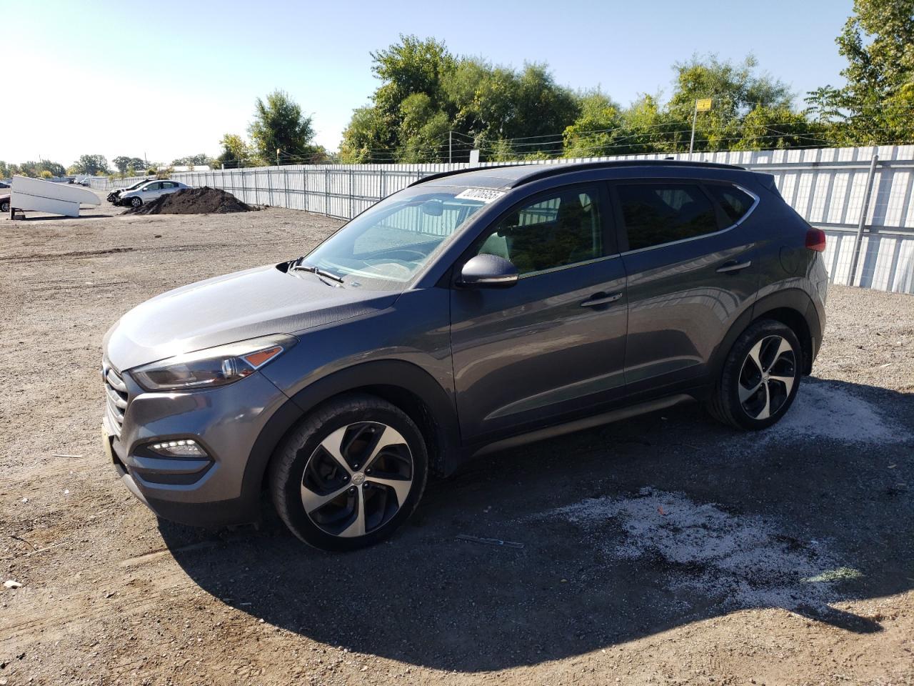 2016 HYUNDAI TUCSON