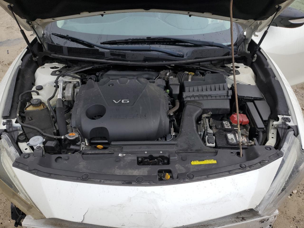 2017 NISSAN Maxima