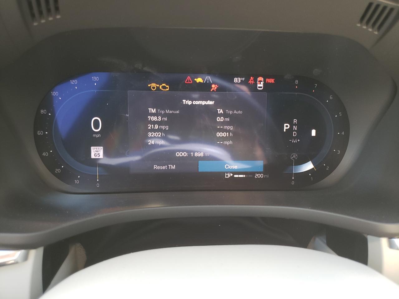 2025 VOLVO XC60