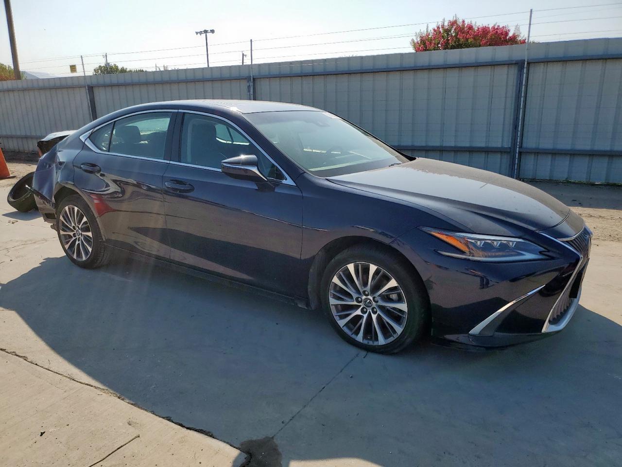 2019 LEXUS ES 350