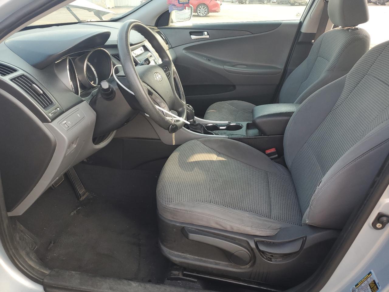 2011 HYUNDAI SONATA