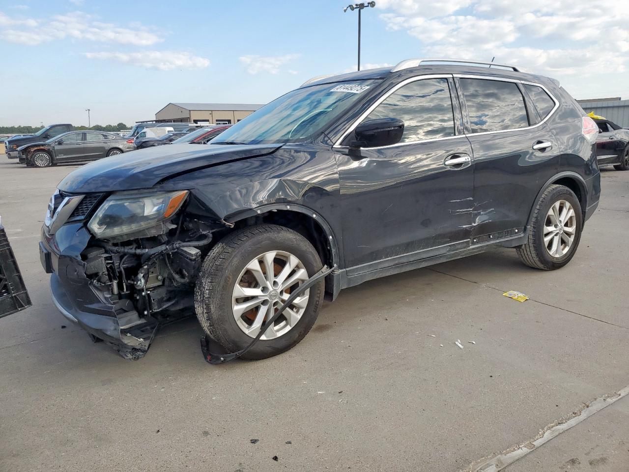 2016 NISSAN ROGUE