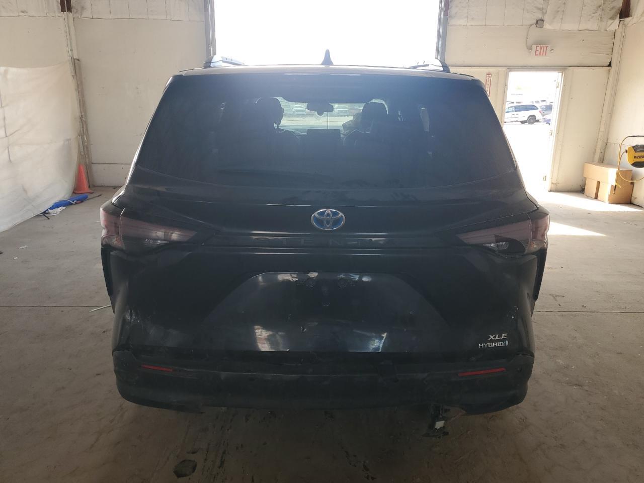 2023 TOYOTA SIENNA