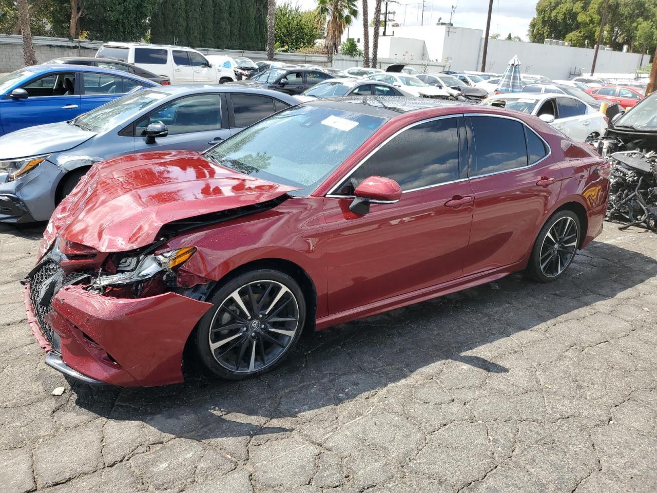 2018 TOYOTA CAMRY