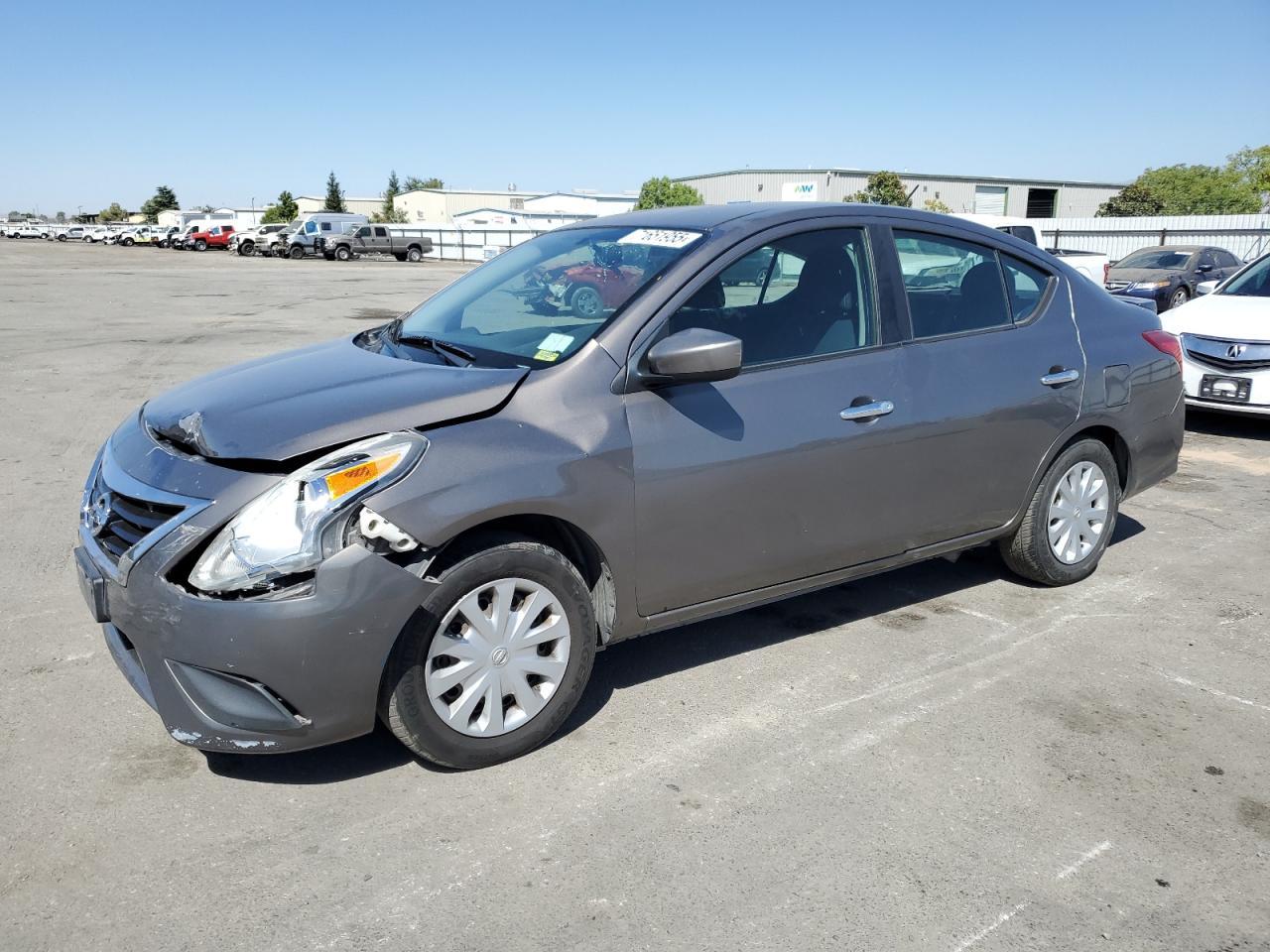 2016 NISSAN VERSA