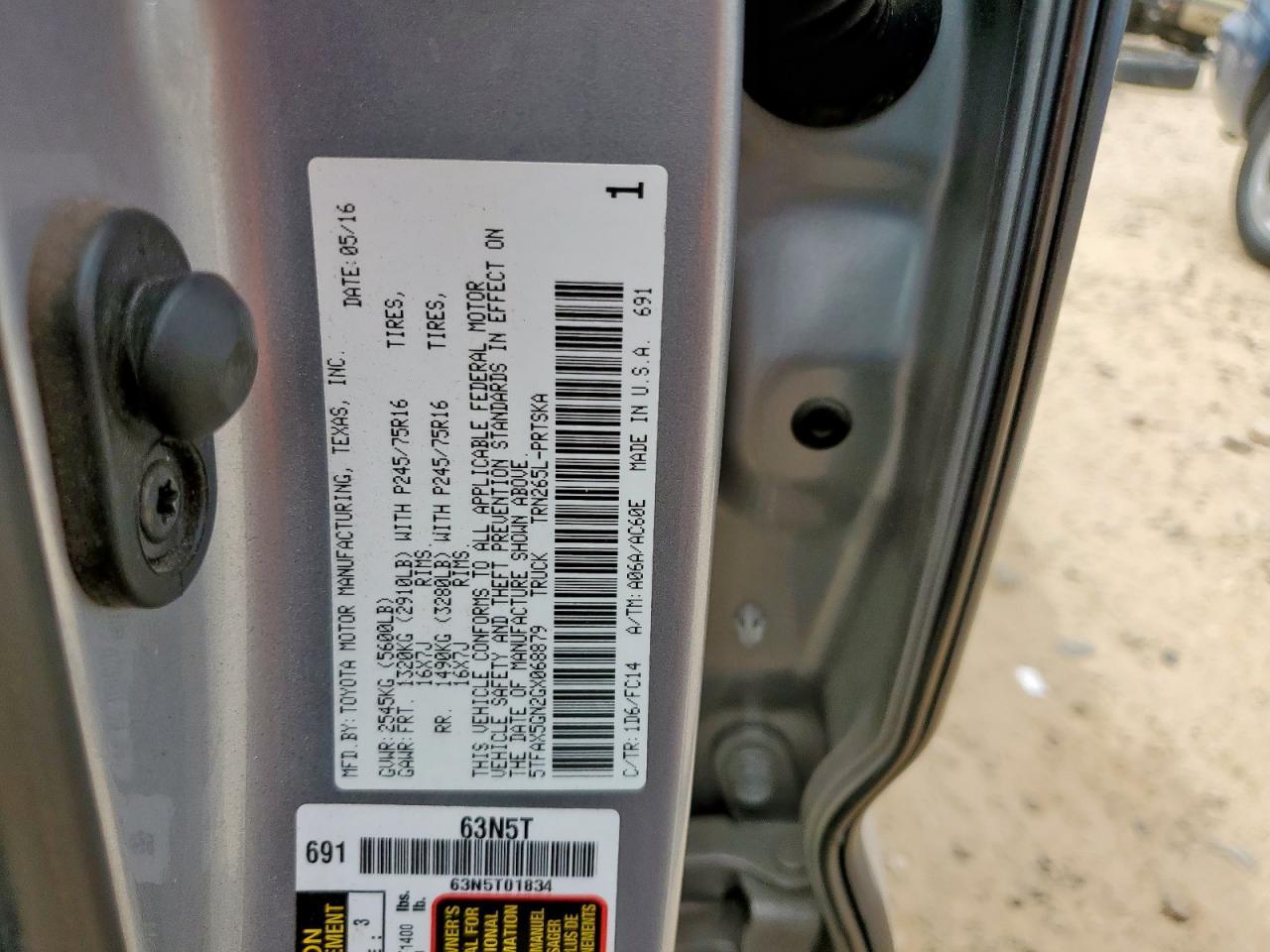 2016 TOYOTA TACOMA