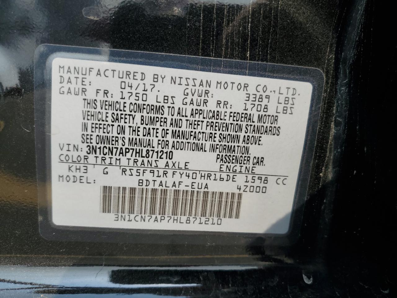 2017 NISSAN VERSA