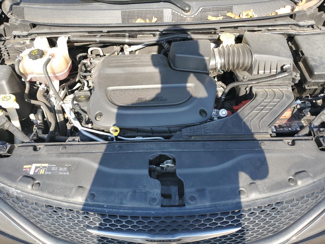 2023 CHRYSLER Voyager