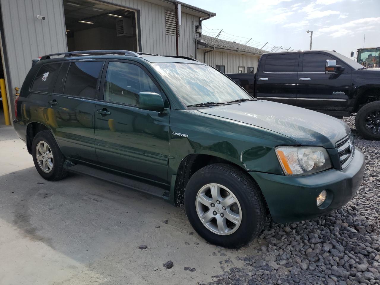 2002 TOYOTA HIGHLANDER